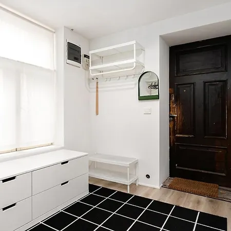 Apartment Cozy With Free Parking In The Centre Reval